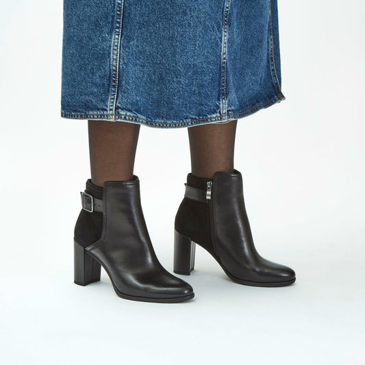 Freva 85 Buckle Black Leather | Clarks US