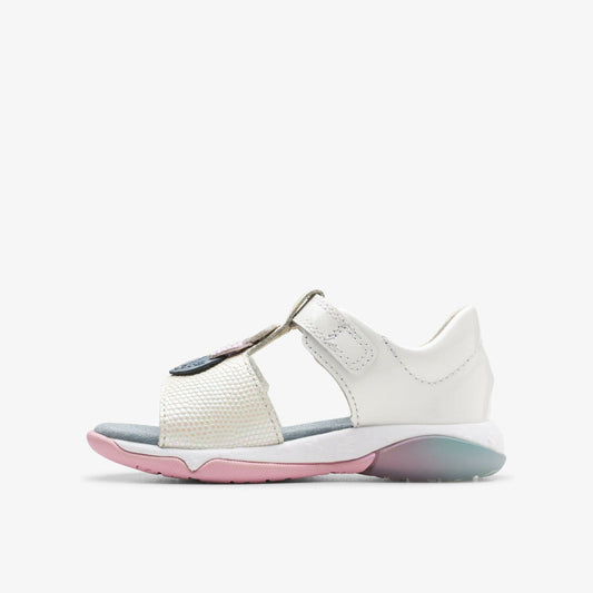 Osian Charm Toddler White | Clarks US