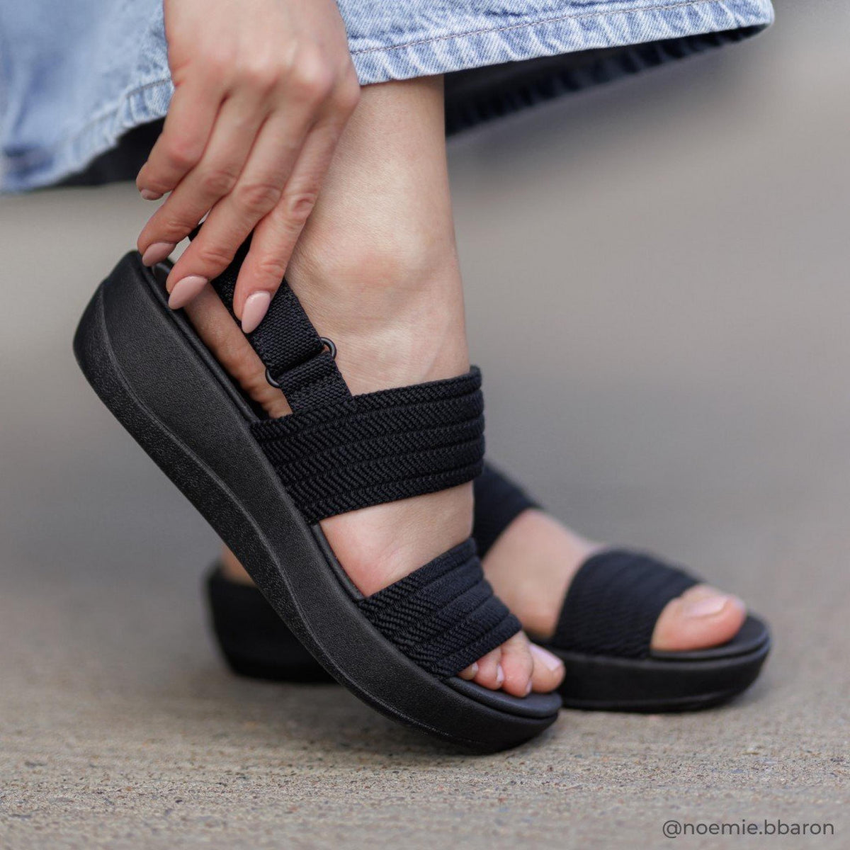 Arla Stroll Black - US 5395