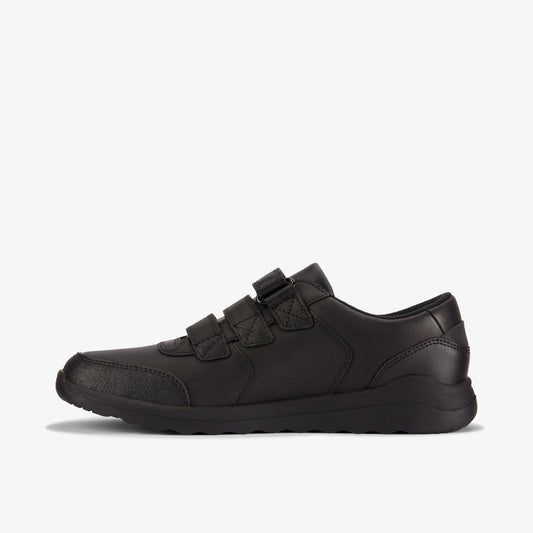 Daze Step 2 Youth Black Leather | Clarks US