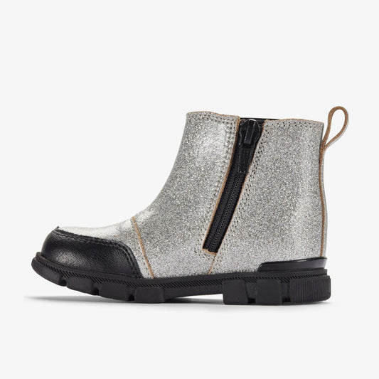 Evyn Chelsea Toddler Silver Patent | Clarks