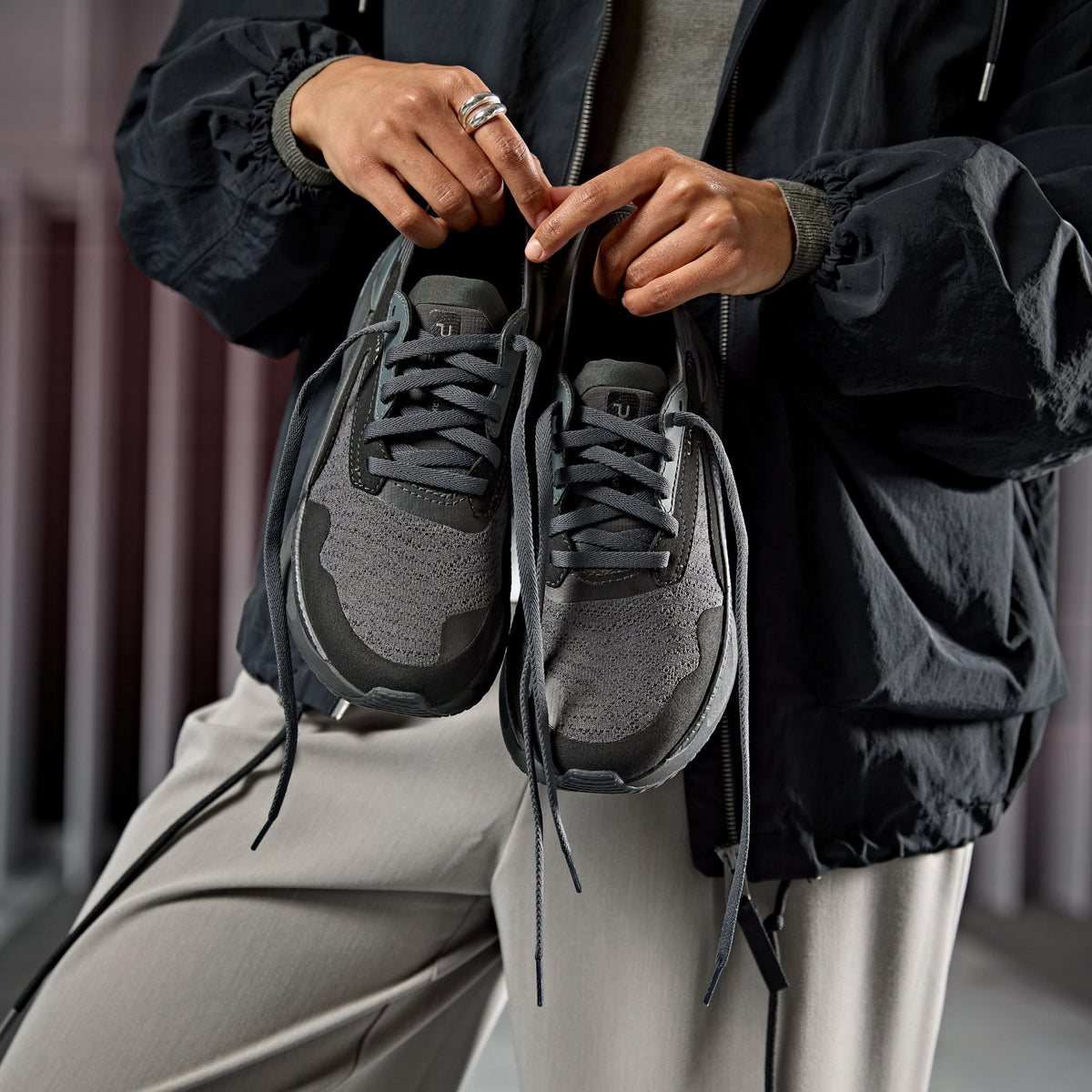 Pace Walk Black - US 9763