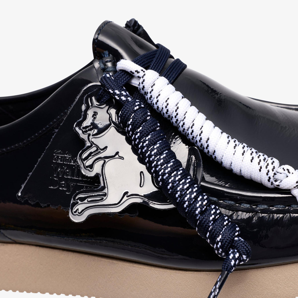 Wallabee 2604 Navy Patent - US 1529