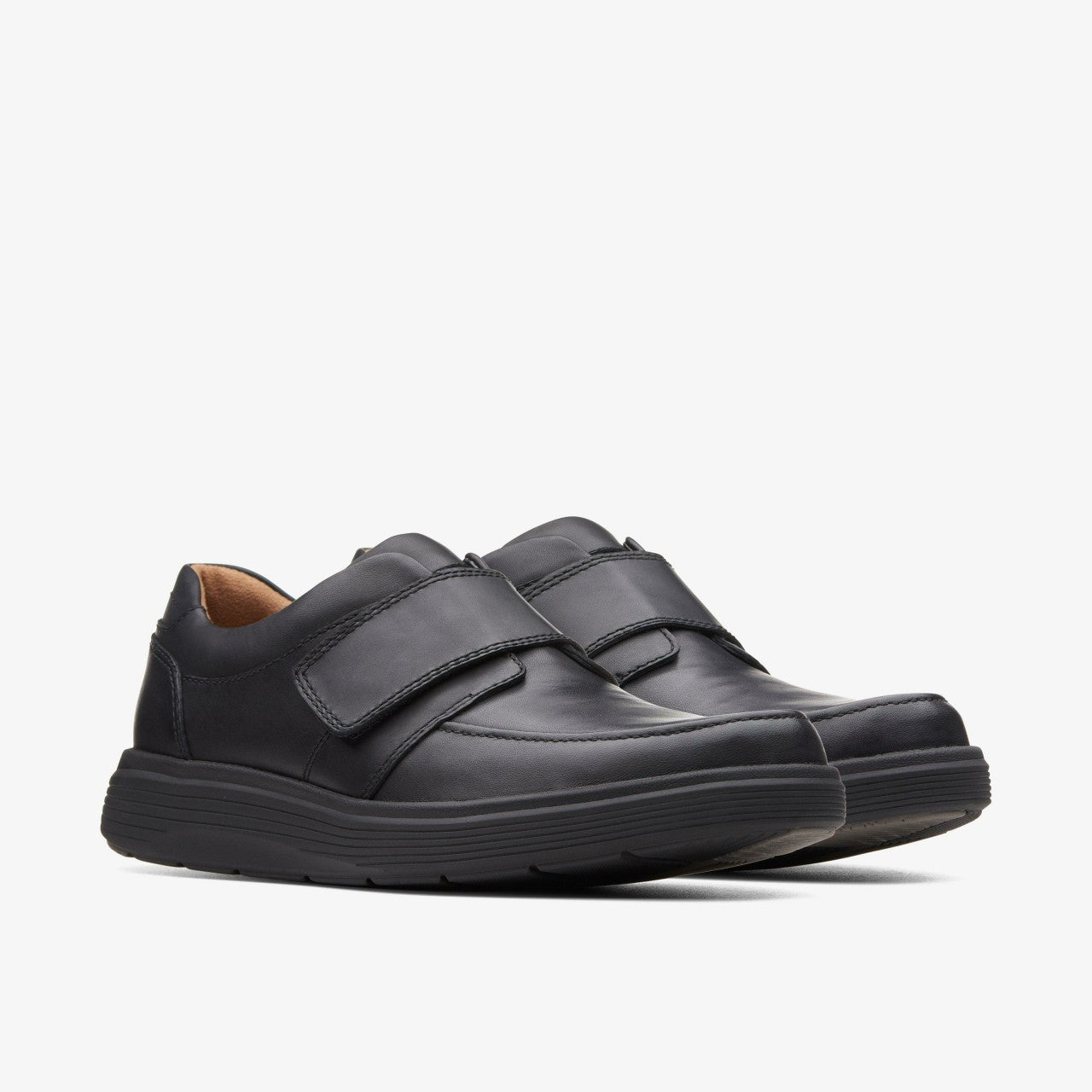 Un Abode Strap Loafer Black Leather | Clarks