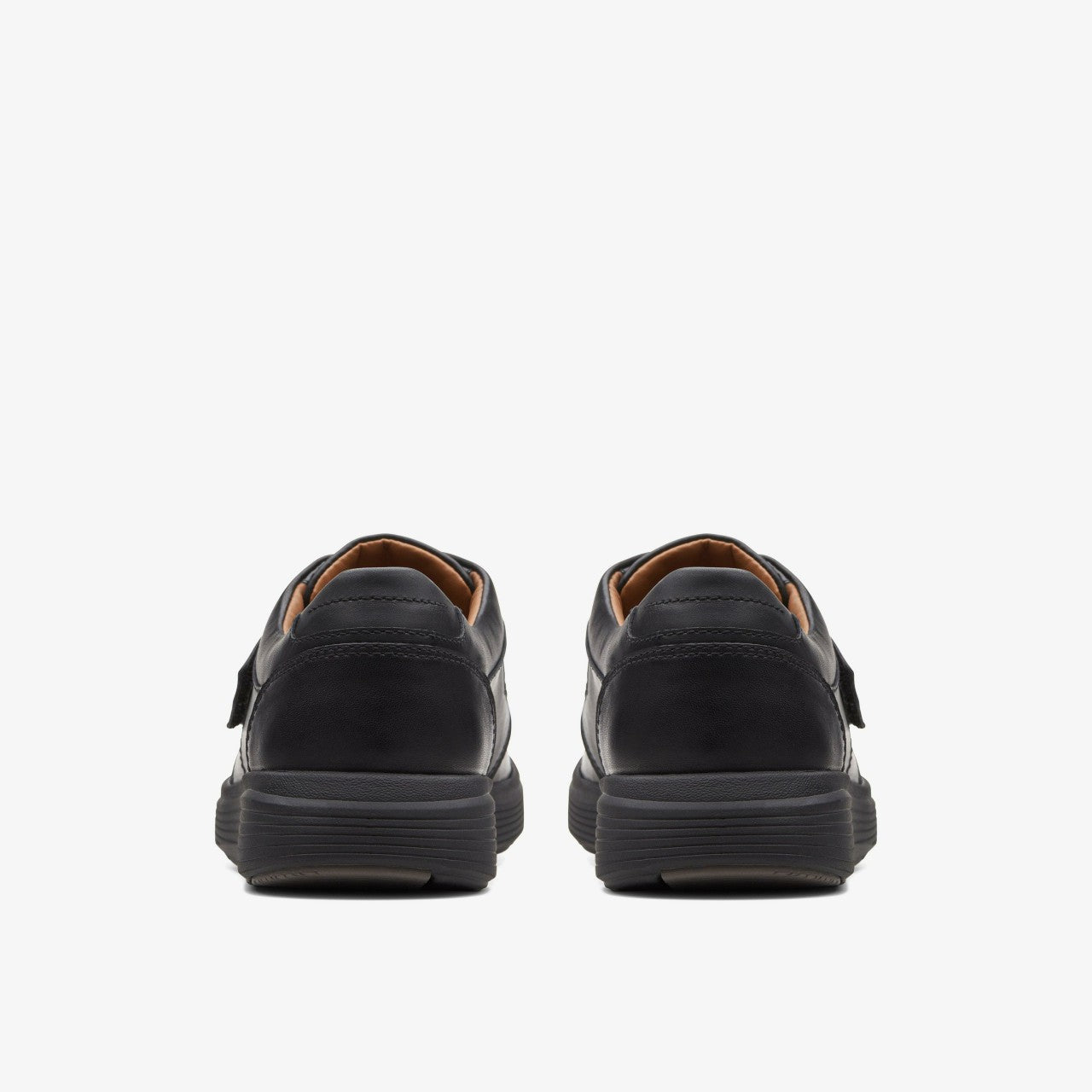 Un Abode Strap Loafer Black Leather | Clarks