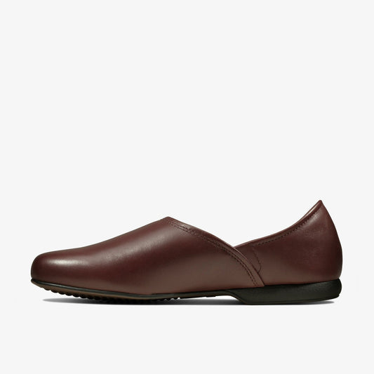 Harston Elite Slipper Burgundy Leather | Clarks US