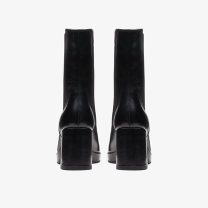 Pique Up Black Leather | Clarks