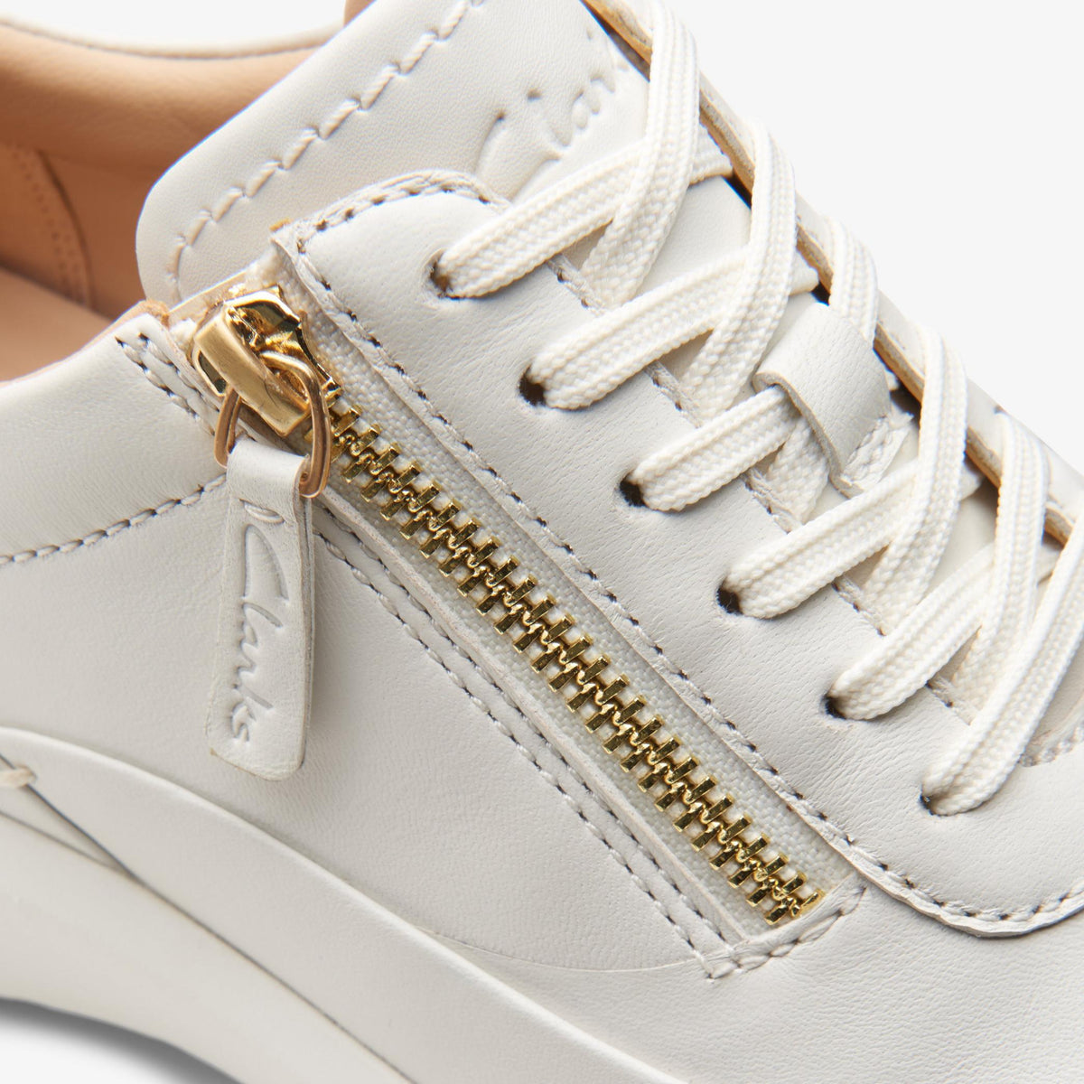 Tivoli Zip Off White Leather - US 3400