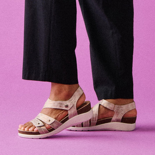 Calenne Clara Bronze Metallic - US 5860
