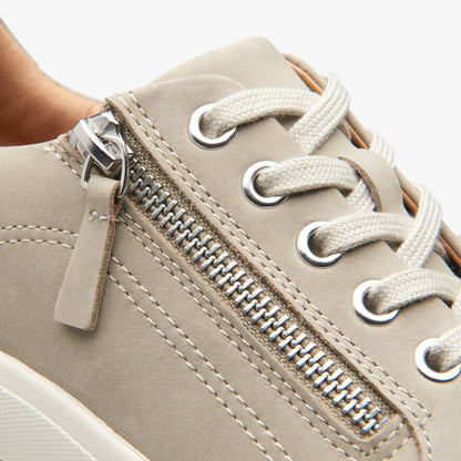 Nalle Lace Stone Nubuck | Clarks Onsale