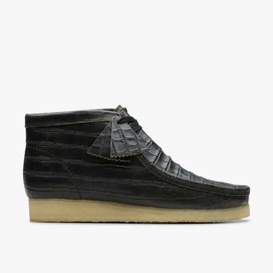 Wallabee Boot Black Crocodile Distress | Clarks Sale