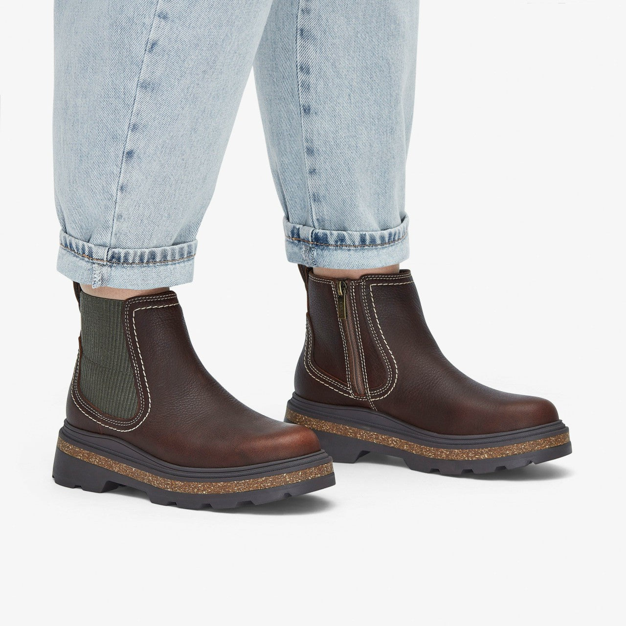 Hencroft Step Waterproof Brown Leather | Clarks Sale