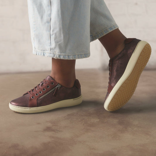 Nalle Lace Wine Interest Leather | Clarks Discount