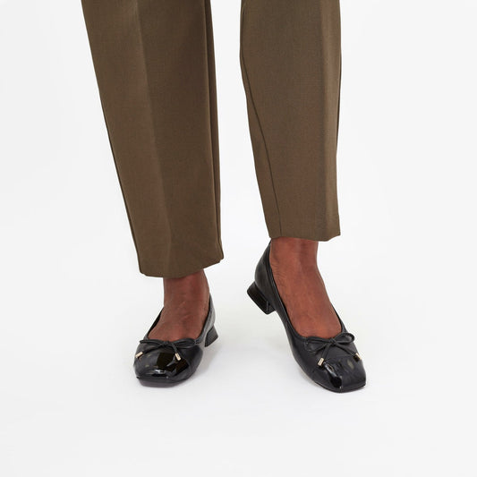Ubree 15 Poppy Black Combination Leather | Clarks Onsale