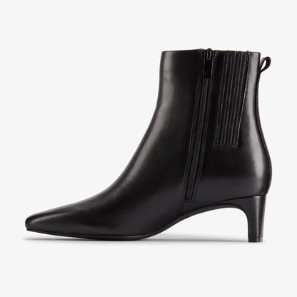 Edina Up Black Leather - US 2777