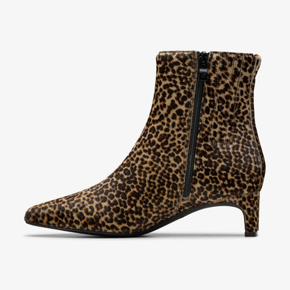 Edina Up Leopard Print | Clarks