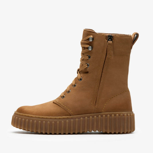 Torhill Style Light Tan Nubuck | Clarks US