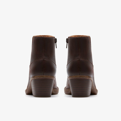 Kastela Top Brown Leather | Clarks Onsale