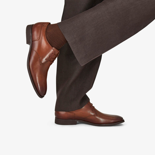 Paulton Lace Tan | Clarks