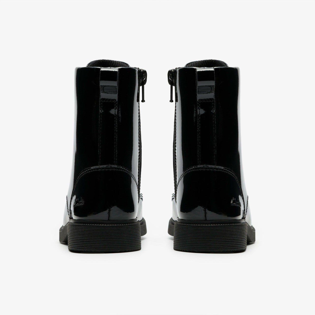 Oaklyn Charm Kid Black Patent | Clarks Onsale