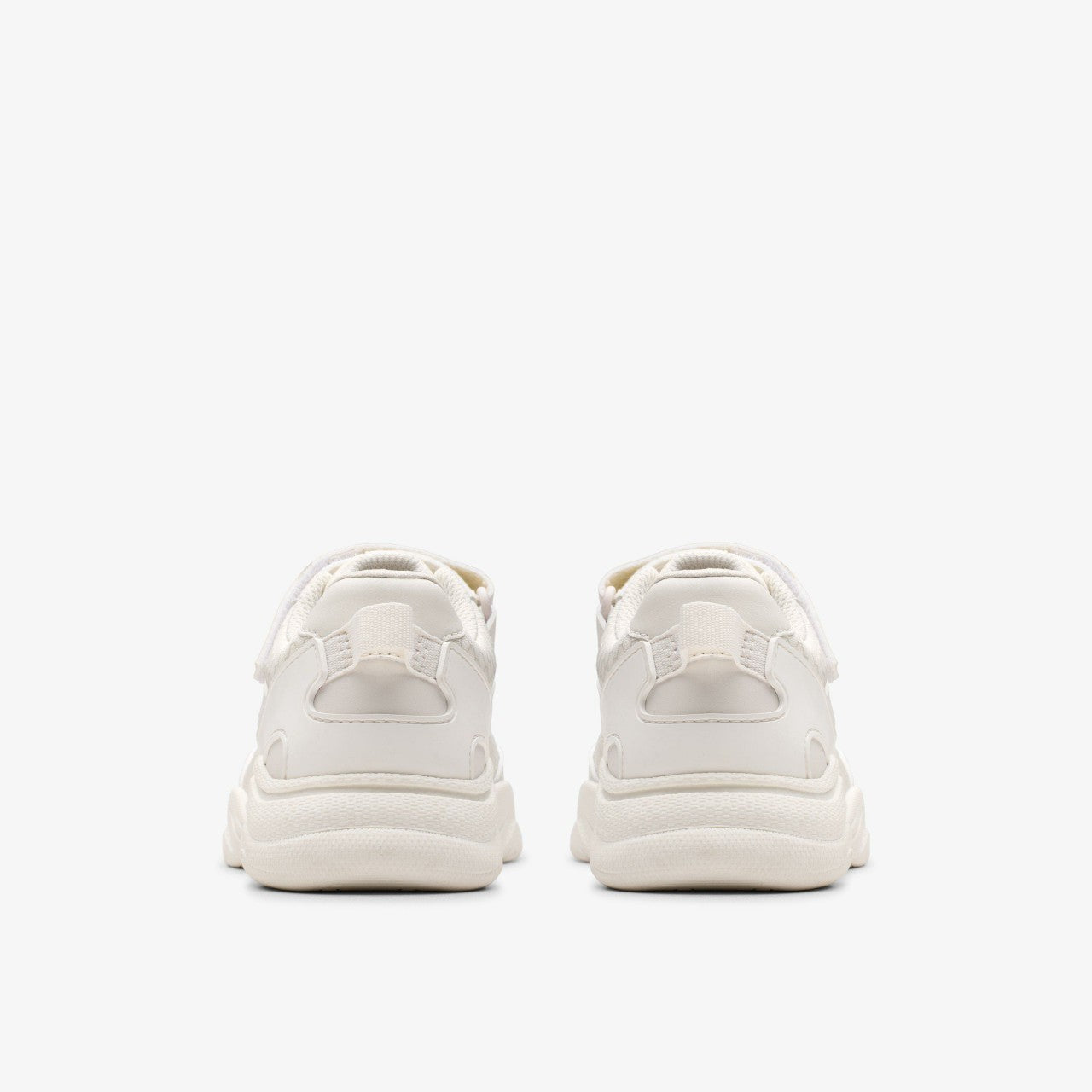 Feather Pace Kid White | Clarks US