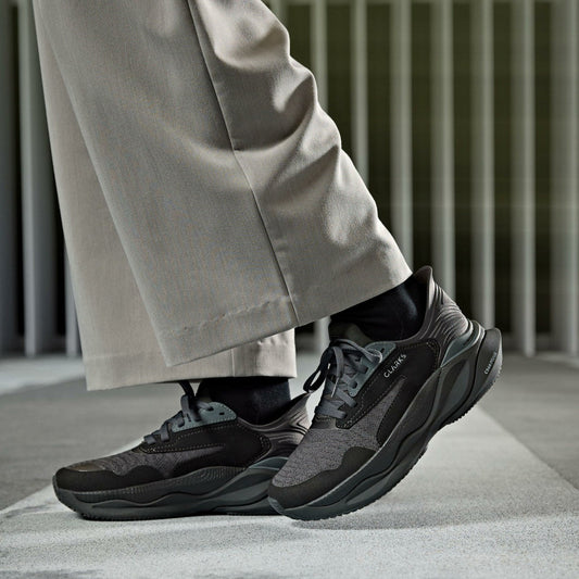 Clarks Pace Black | Clarks Onsale
