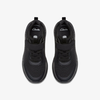 Deyes Dash Kid Black/Black | Clarks