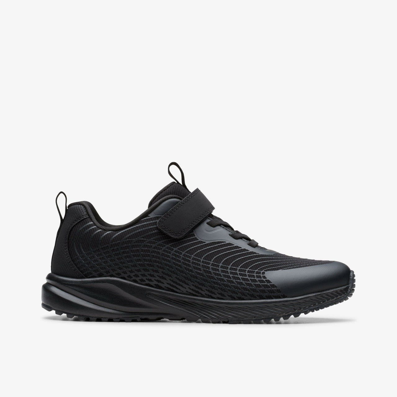 Deyes Dash Youth Black/Black | Clarks US