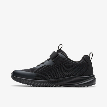 Deyes Dash Youth Black/Black | Clarks US