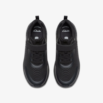 Deyes Dash Youth Black/Black | Clarks US