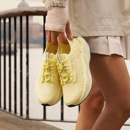 Pace Rise Pale Yellow - US 6502